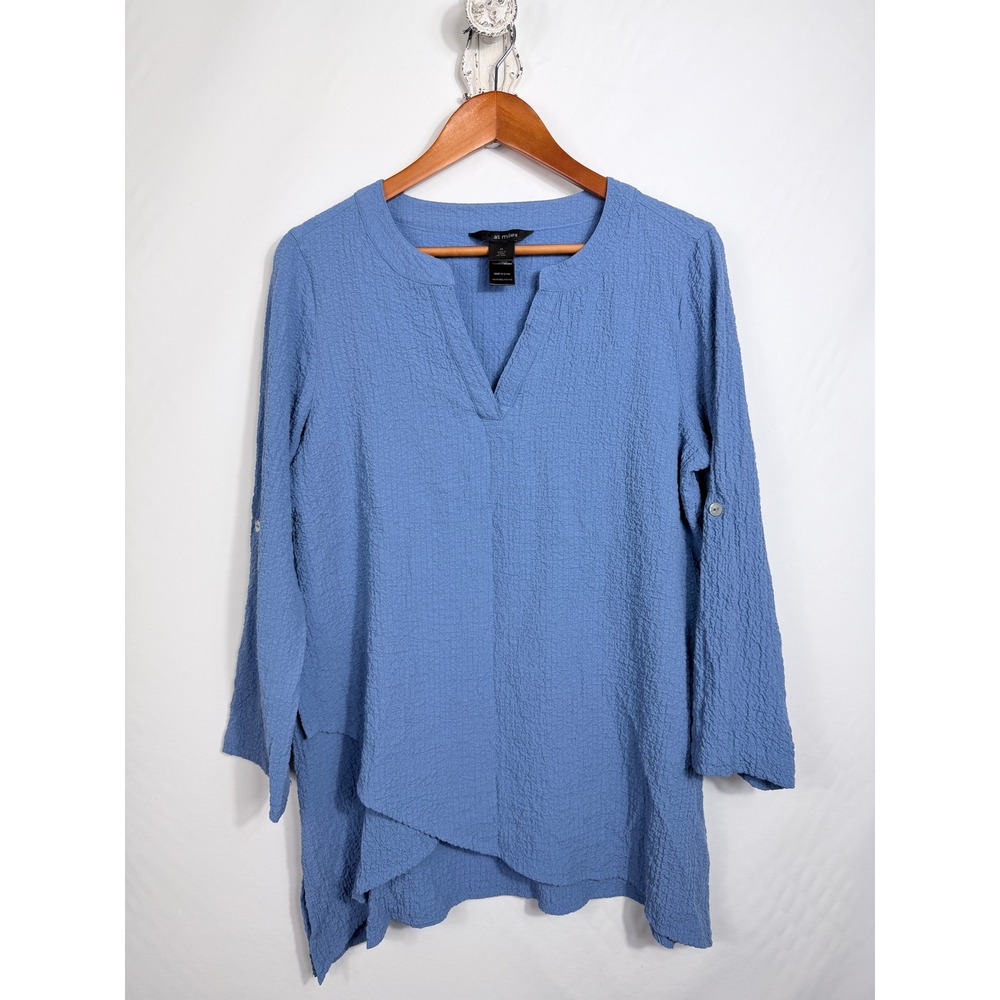 Ali Miles Tunic Size M Blue Textured V-Neck Layered Crossover Hem Lagenlook Top